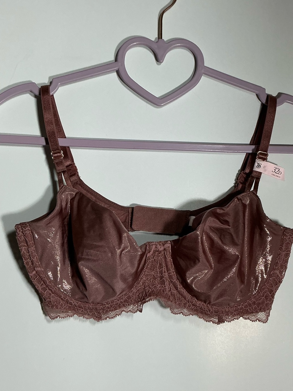 Victoria Secret Women's Shiny Lace Underwire Bra in Mauve 32D